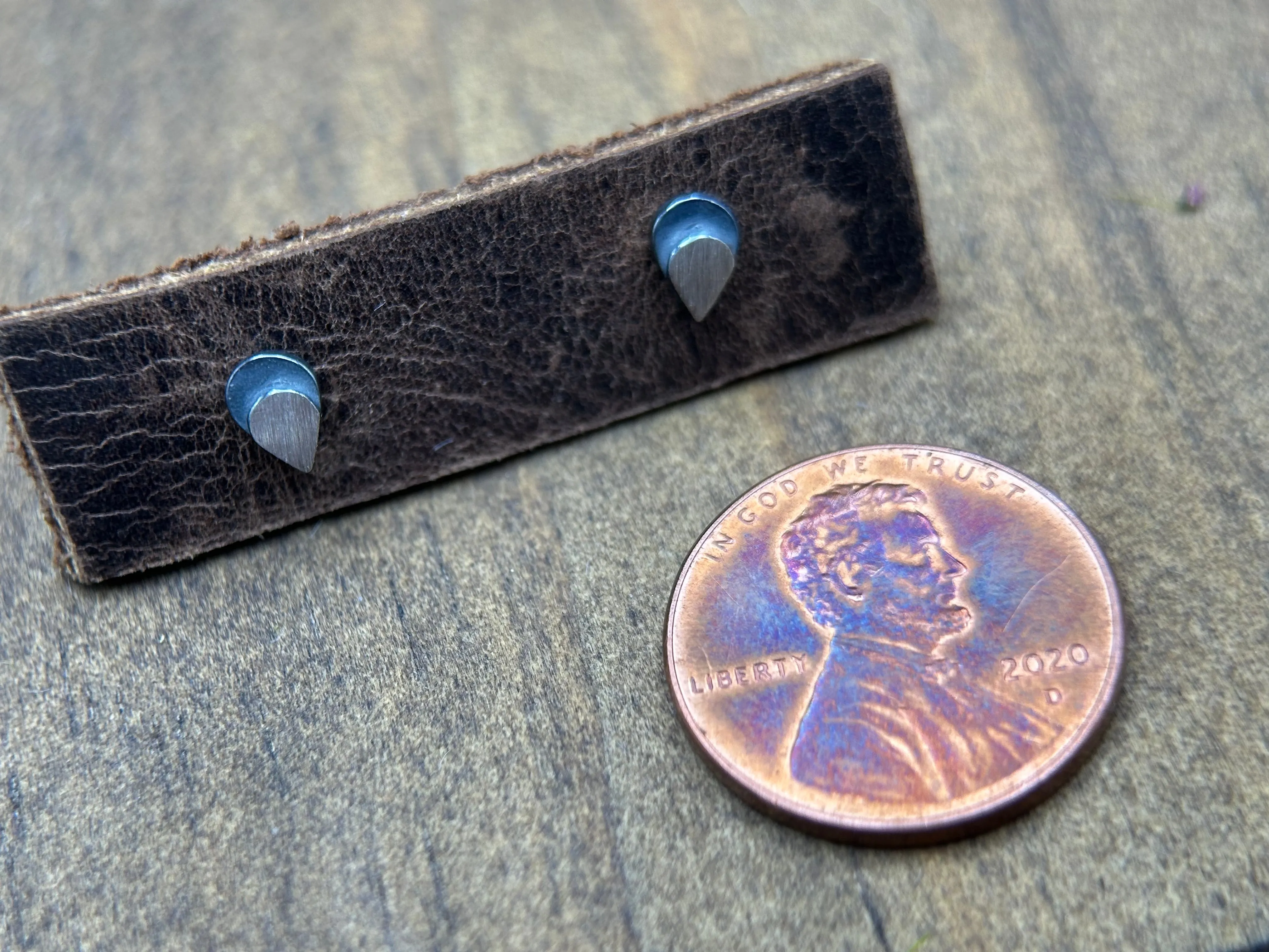 Eclipse Studs