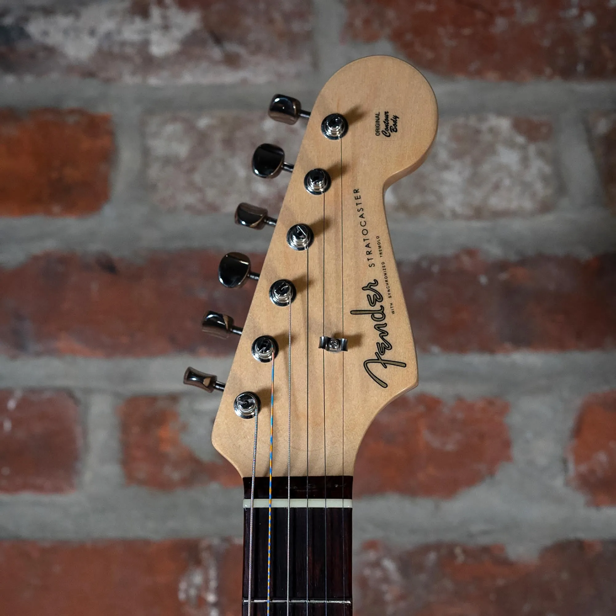 Fender 2019 Wildwood Thin Skin '59 Stratocaster, 3 Tone Sunburst - Used