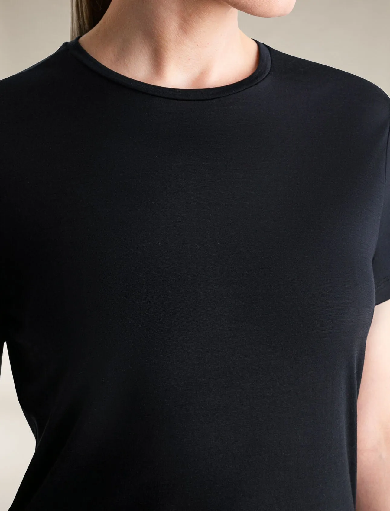 Icebreaker Women's Merino Blend 125 Cool-Lite™ Sphere SS T-Shirt (Women's)