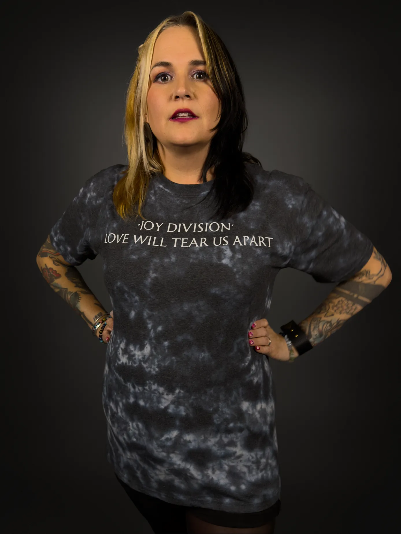 Joy Division "Love Will Tear Us Apart" OFFICIAL Licensed T-Shirt